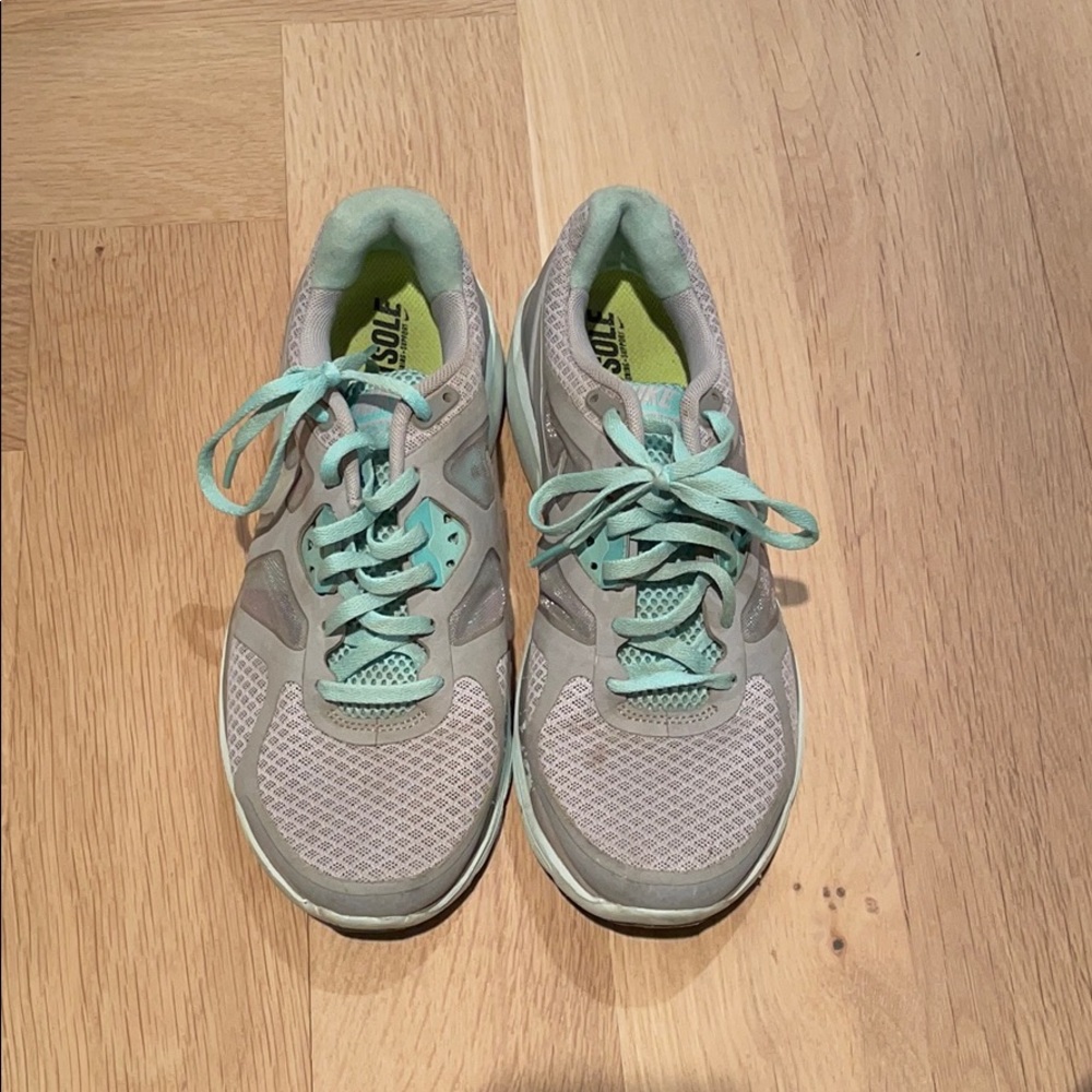 Nike women lunarlon size 7.5